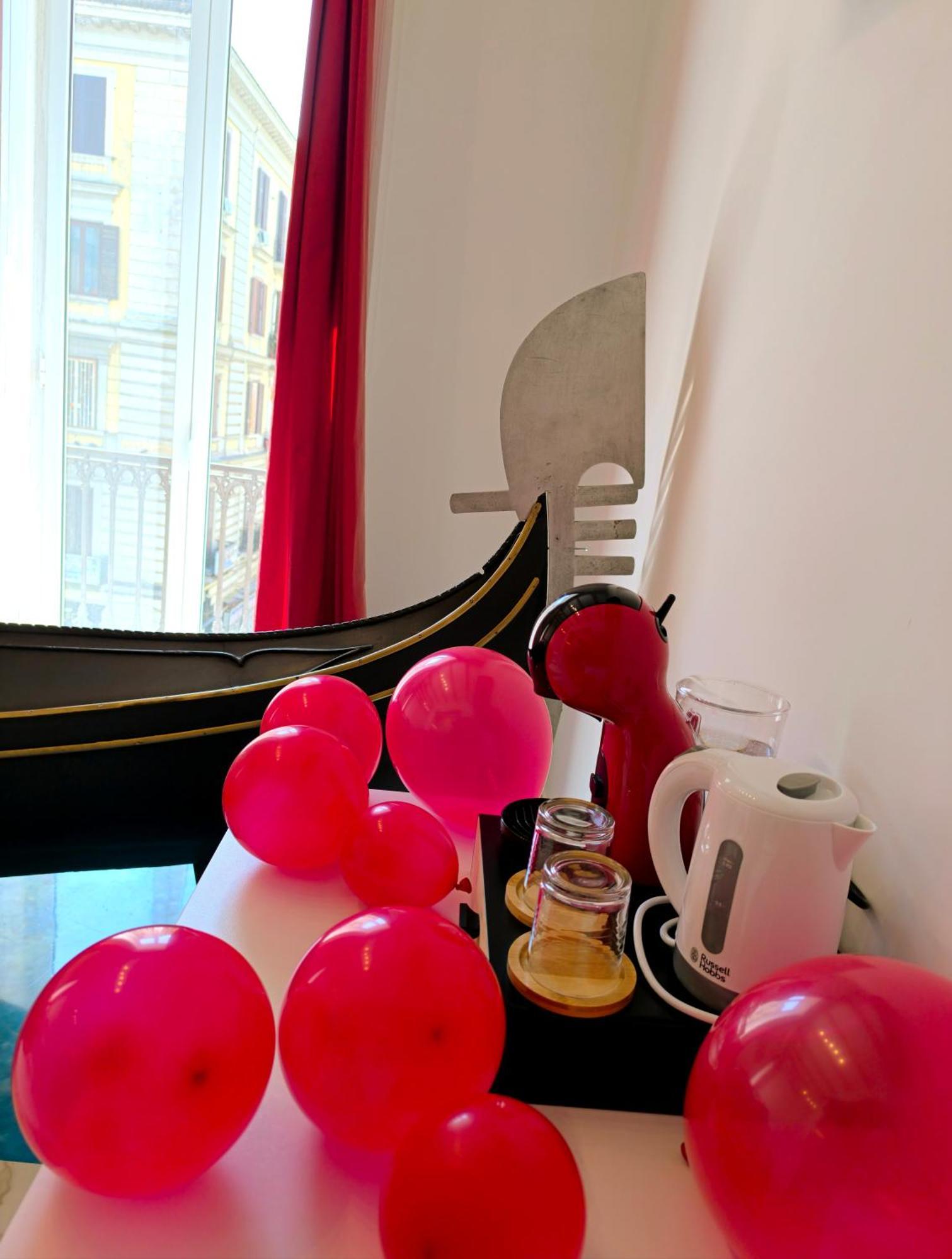 I Migliori Artisti Hotel Наполи Екстериор снимка